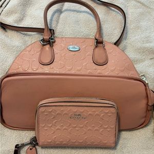 Handbag with matching wallet.